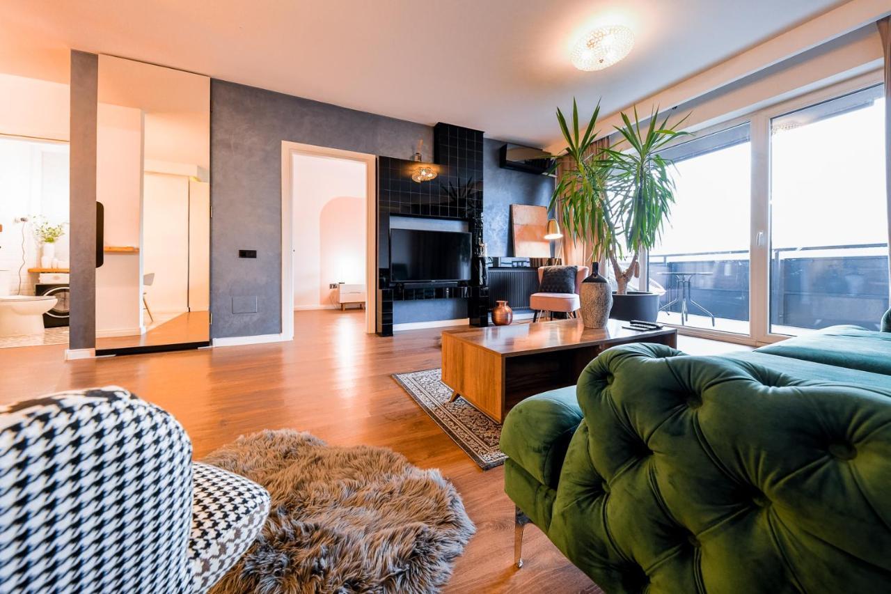 Grand Park Rose Iulius Mall Apartment คลูจ-นาโปกา ภายนอก รูปภาพ