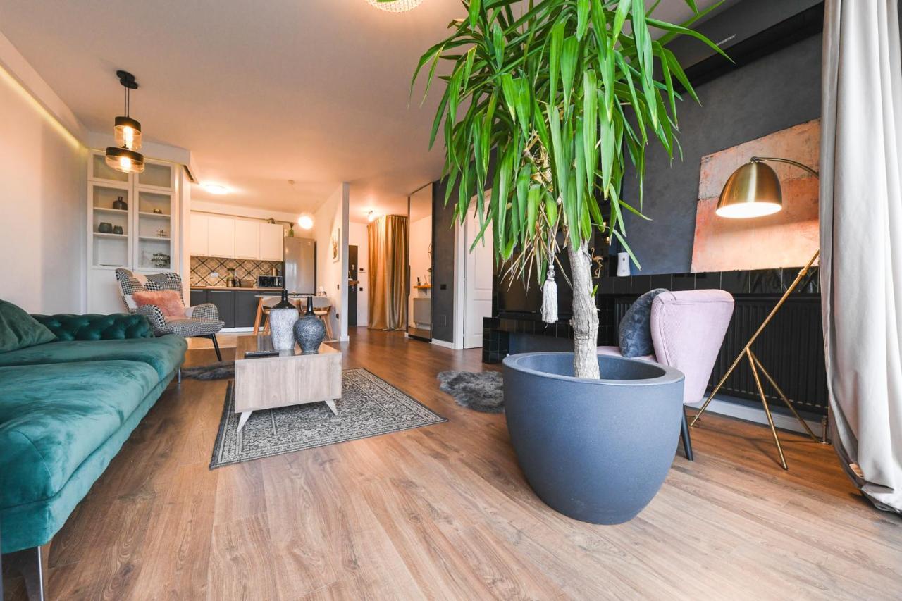 Grand Park Rose Iulius Mall Apartment คลูจ-นาโปกา ภายนอก รูปภาพ