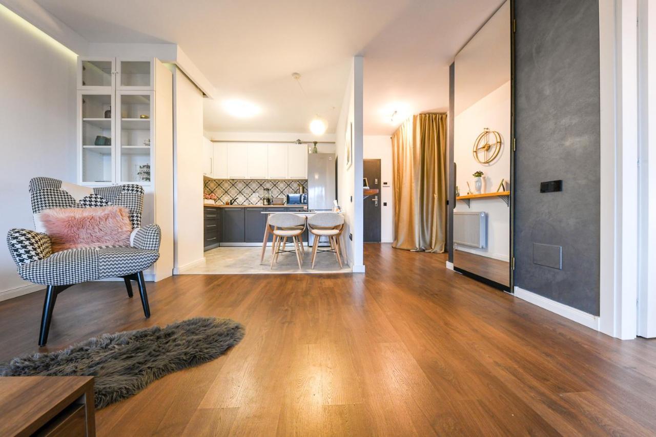 Grand Park Rose Iulius Mall Apartment คลูจ-นาโปกา ภายนอก รูปภาพ
