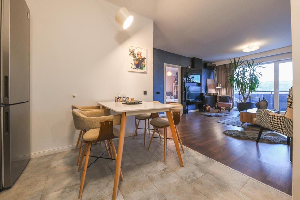 Grand Park Rose Iulius Mall Apartment คลูจ-นาโปกา ภายนอก รูปภาพ